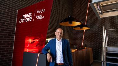 Geert aan onthaal Meat&More